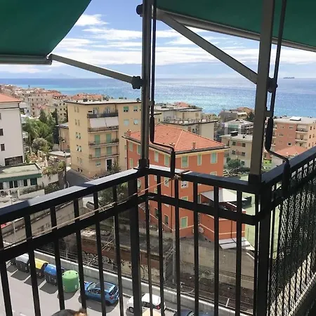 Appartamento Vista Mare Con Ogni Comfort Varazze