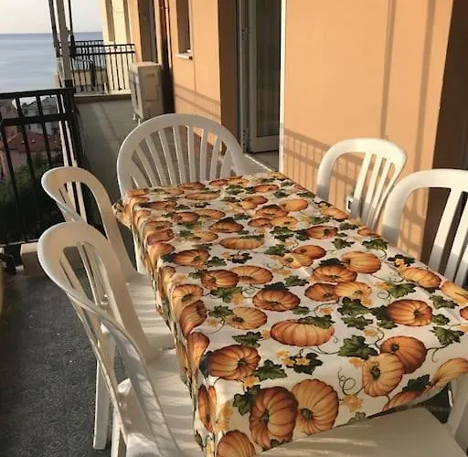 Apartamento Vista Mare Con Ogni Comfort Varazze